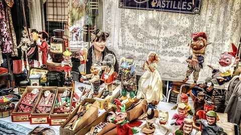 puppet-stall-g4698605d2_640