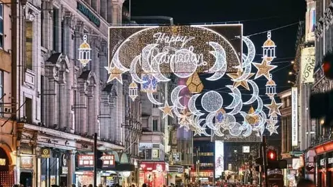 Iluminación en Londrés por Ramadán